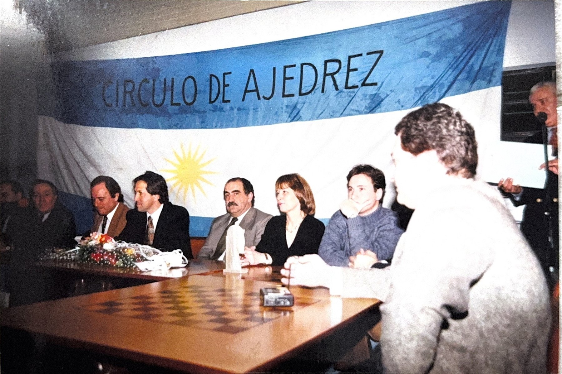Acto institucional histórico