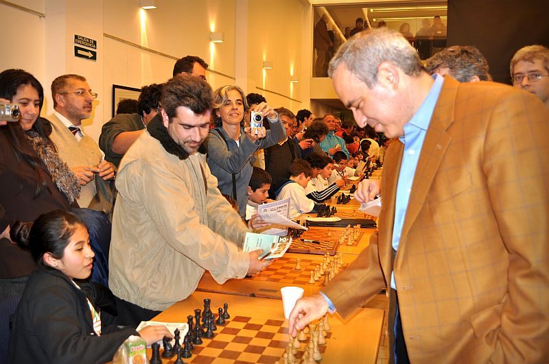 Una histórica exhibición simultánea